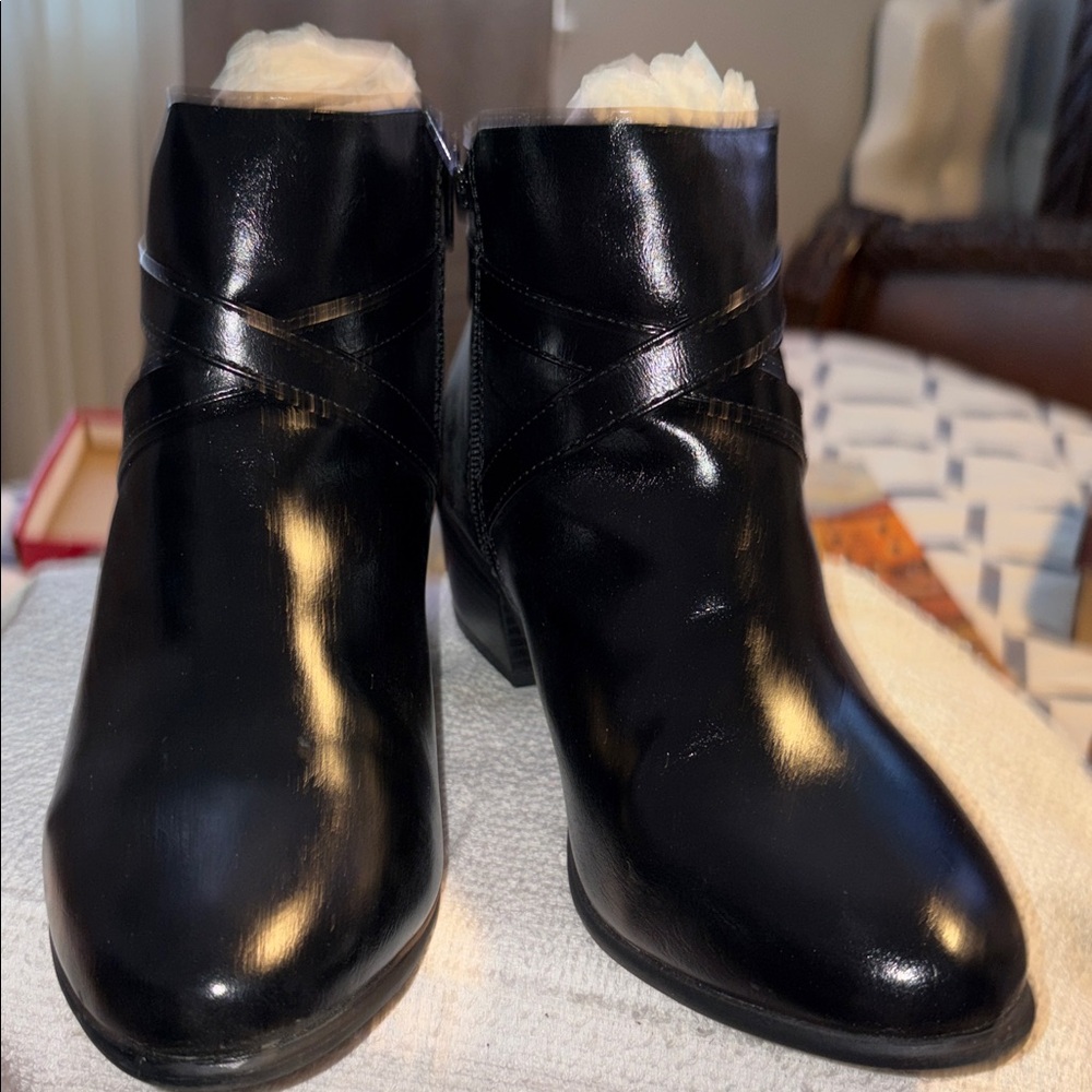 Karen Scott Black Ankle Boots